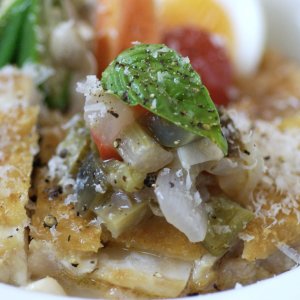 NEW！《気まぐれリゾット》チキンの糀カポナータ添え 玄米トマトリゾット