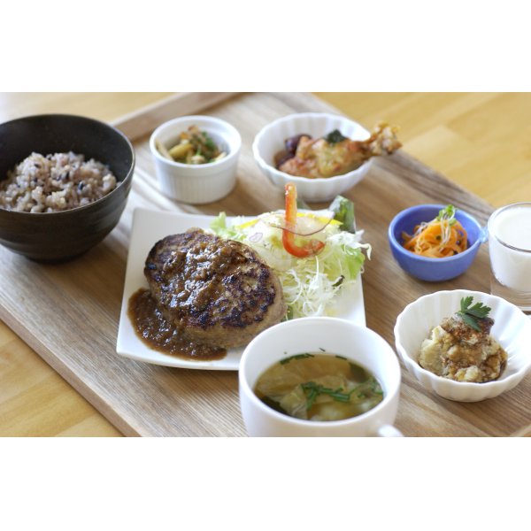 画像1: NEW！《ランチ限定》カラダよろこぶ「腸活プレート」  〜 発酵のチカラで健やかに 〜【ふっくら醸しハンバーグ糀ソース 】